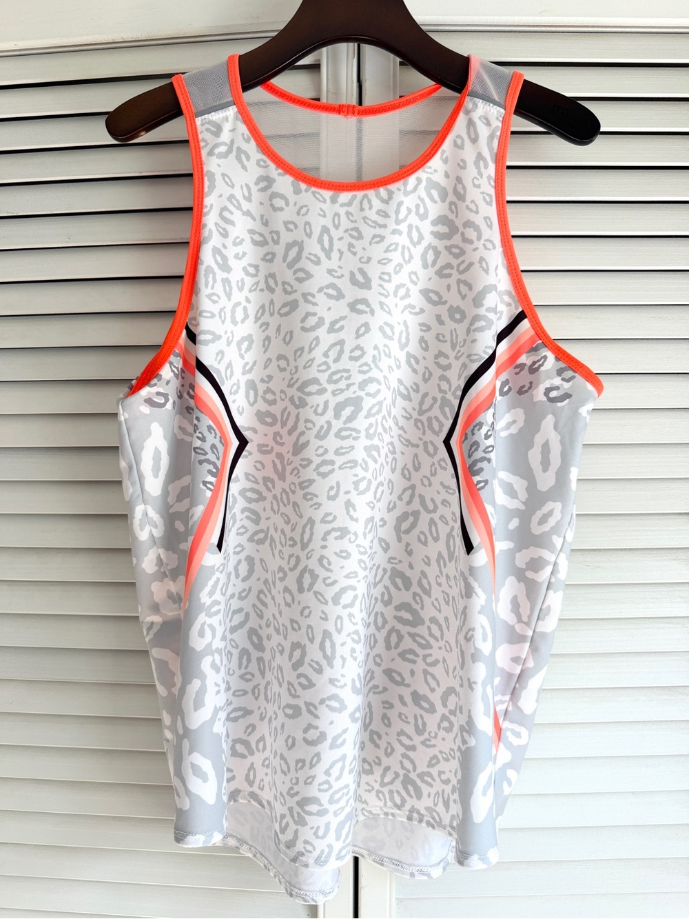 M🩶 Lucky in Love Gray Snow Leopard Animal Print Mesh Tennis Athletic Tank Top